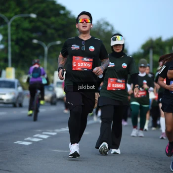 Runner Photo 3696489