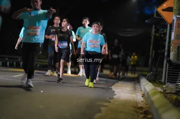 Runner Photo 3696492