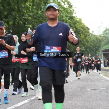 Runner Photo 3696501