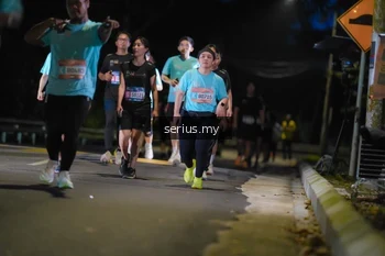 Runner Photo 3696503