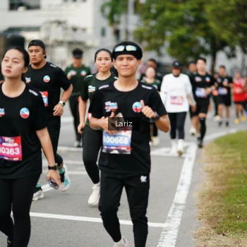 Runner Photo 3696517
