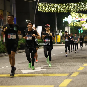 Runner Photo 3696532