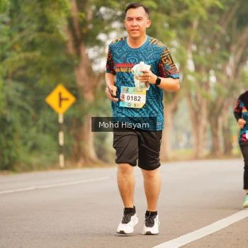 Runner Photo 3696556