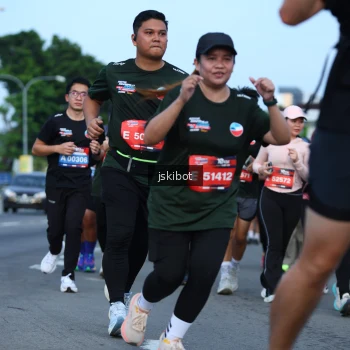 Runner Photo 3696588