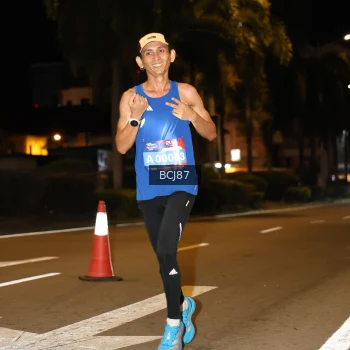 Runner Photo 3696610