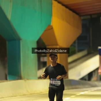 Runner Photo 3696613