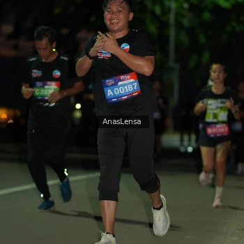 Runner Photo 3696622