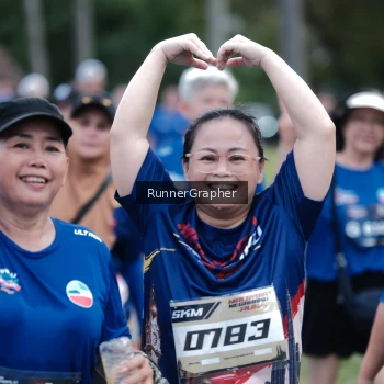 Runner Photo 3696624