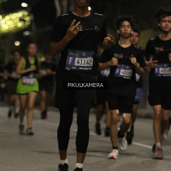 Runner Photo 3696631