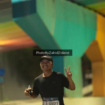 Runner Photo 3696649
