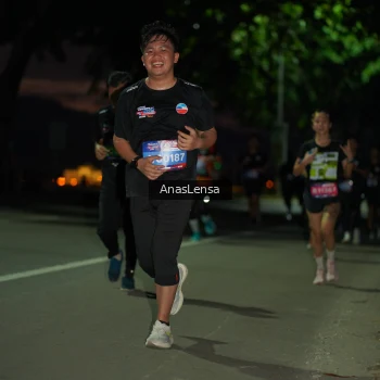 Runner Photo 3696651