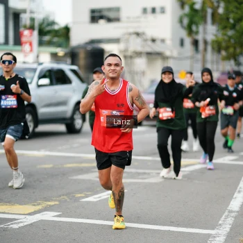 Runner Photo 3696652