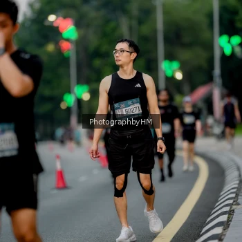 Runner Photo 3696664