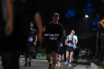 Runner Photo 3696671