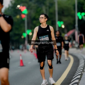 Runner Photo 3696687