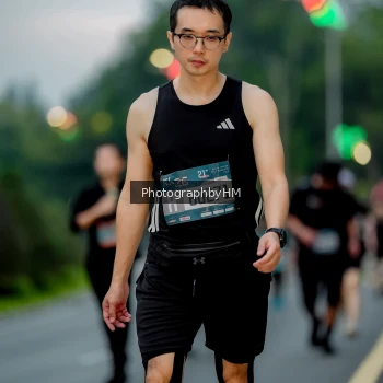 Runner Photo 3696692