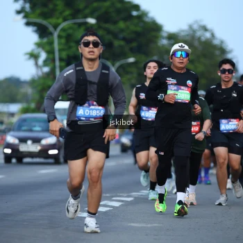 Runner Photo 3696703