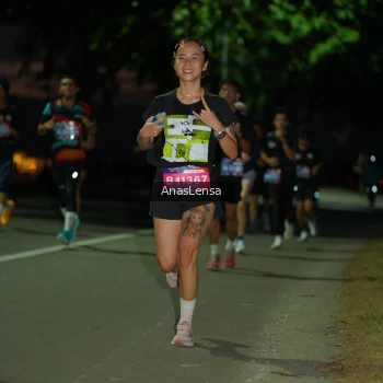 Runner Photo 3696715