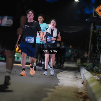 Runner Photo 3696747