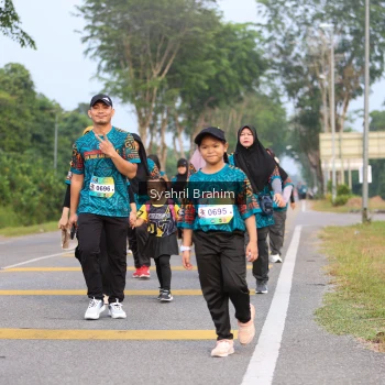 Runner Photo 3696752