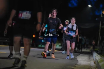 Runner Photo 3696766