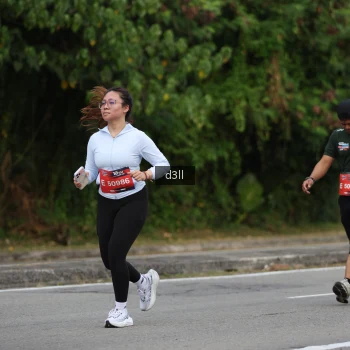 Runner Photo 3696770