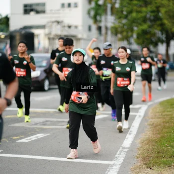 Runner Photo 3696776