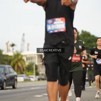 Runner Photo 3696778