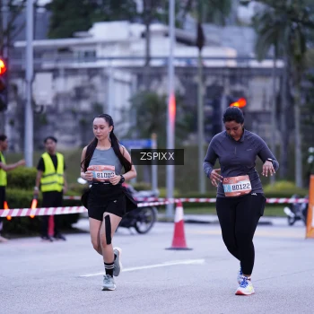 Runner Photo 3696779