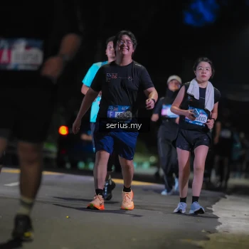 Runner Photo 3696780