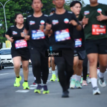 Runner Photo 3696788