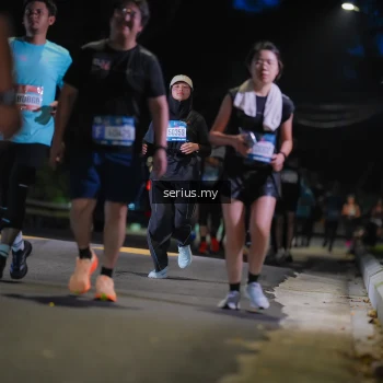 Runner Photo 3696798
