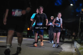 Runner Photo 3696803