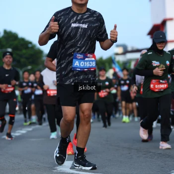 Runner Photo 3696826