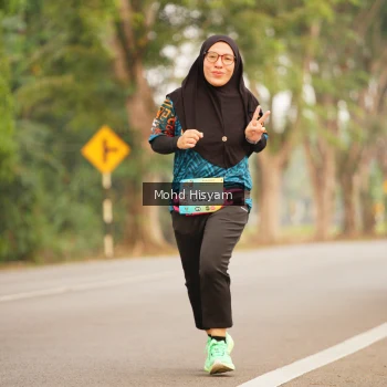 Runner Photo 3696834
