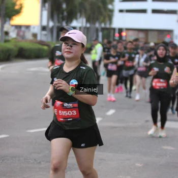 Runner Photo 3696840
