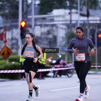 Runner Photo 3696852
