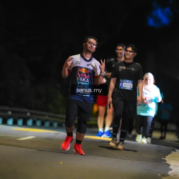 Runner Photo 3696873