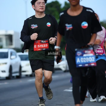 Runner Photo 3696875
