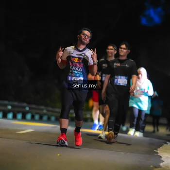 Runner Photo 3696882