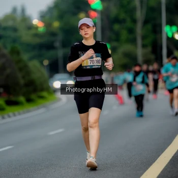 Runner Photo 3696893
