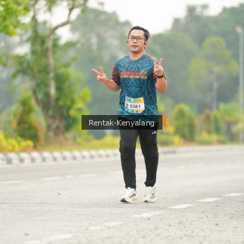 Runner Photo 3696900