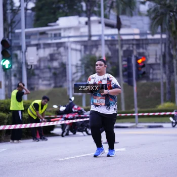 Runner Photo 3696901