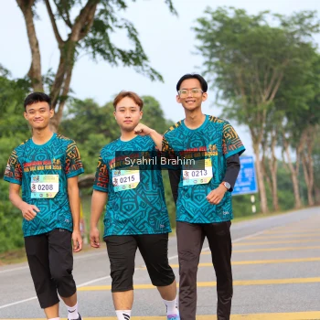 Runner Photo 3696915