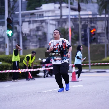 Runner Photo 3696918