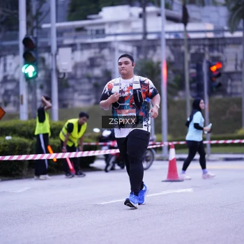 Runner Photo 3696919