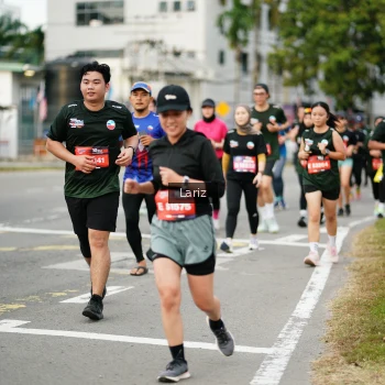 Runner Photo 3696935