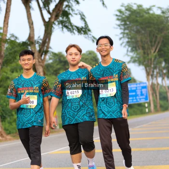 Runner Photo 3696940