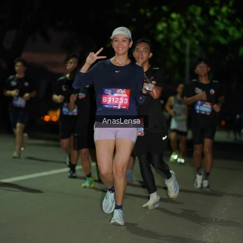 Runner Photo 3696945