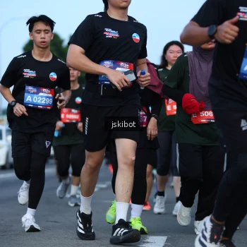Runner Photo 3696946